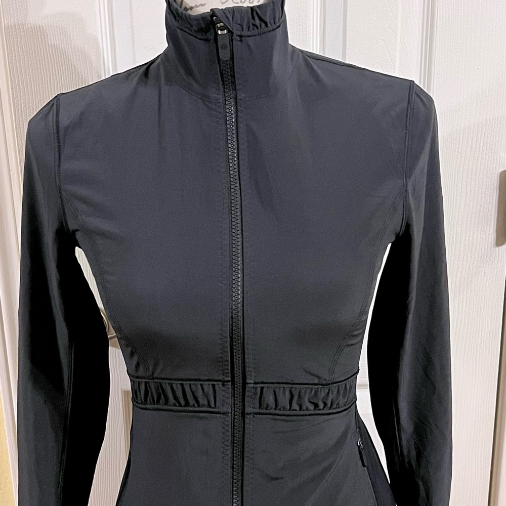 Lululemon Round Trip Jacket - Picture 7 of 16